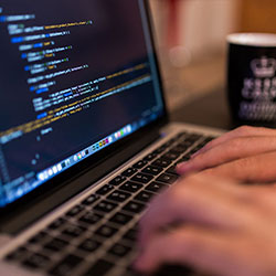 很多人不知道：删掉又发回的消息背后的平台机制，比你想的更复杂